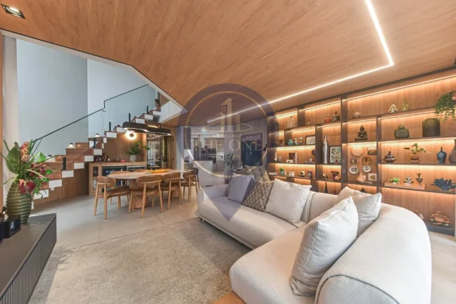 Imagem Apartamento de Alto Padrão no Campo Belo: 3 Quartos, 1 Suíte, 3 Vagas de Garagem - Conheça essa Oportunidade Única!