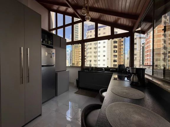 Imagem Cobertura Duplex com 3 dormitórios sendo 2 suítes, Pronto para morar em Balneário Camboriú SC