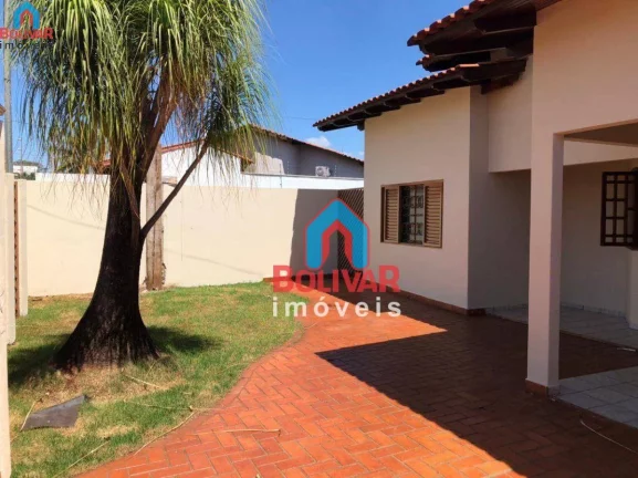 Imagem Casa com 3 dormitórios para alugar, 200 m² por R$ 2.700,00/mês - Residencial Jardim Primavera - Itumbiara/GO