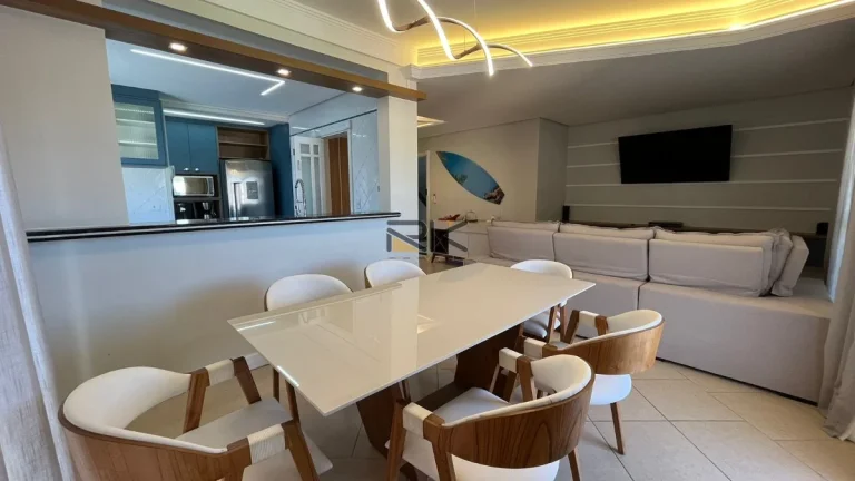 Imagem APARTAMENTO PRAIA GRANDE com 3 dormitórios sendo 2 suítes,2 vagas de garagem,varanda gourmet com churrasqueira,sala 2 ambientes