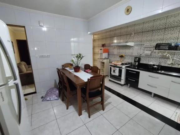 Imagem Casa com 2 dormitórios à venda, 110 m² por R$ 389.000,00 - Vila Nova Amorim - Suzano/SP