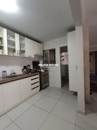 Imagem Apartamento à Venda com 03 Dormitórios sendo 01 Suíte no centro de balneário Camboriú