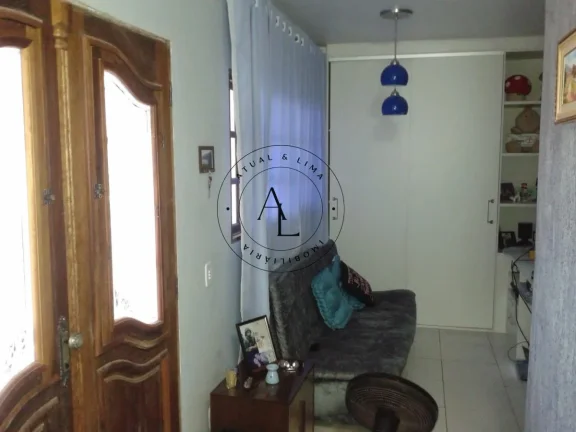Imagem Casa Tipo Edícula com Amplo Quintal Frontal à Venda – Espaço e Conforto para Você!
