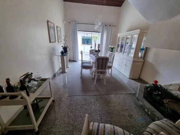 Imagem Lindo Sobrado à Venda com 3 dormitórios, 3 suítes, hidromassagem, 5 vagas, Parque Espacial, São Bernardo do Campo