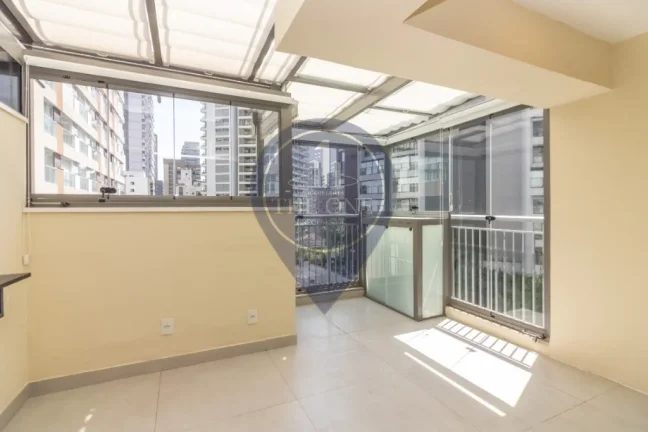 Imagem Excelente Studio à venda em Moema, São Paulo-SP: 1 quarto, 1 banheiro, 33,00 m² de área!