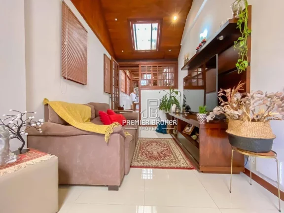 Imagem Casa à venda, 199 m² por R$ 1.790.000,00 - Granja Guarani - Teresópolis/RJ