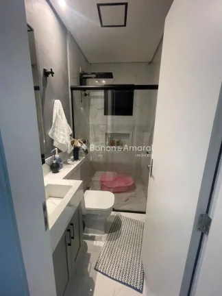 Imagem Linda e aconchegante casa, com 3 quartos sendo 1 suíte, 1 banheiro social, 1 lavabo com armário pl...