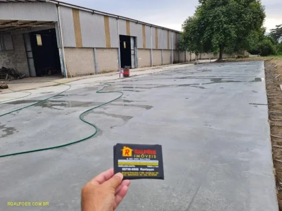 Imagem Galpão para Locação em DUQUE DE CAXIAS, Capivari, 2 banheiros