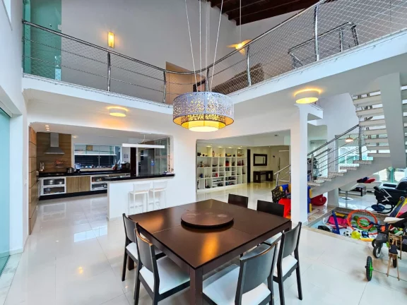 Imagem Impecável Residência de Luxo na Riviera de São Lourenço Módulo 30: 5 Quartos, 5 Suítes, 3 Salas, 6 Vagas, 480m² - Bertioga-SP!