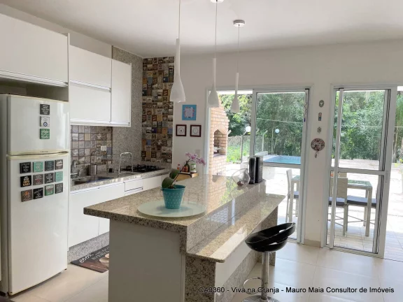 Imagem Casa 5 suítes na Granja Viana em meio a muito verde - Gr Carneiro Viana
