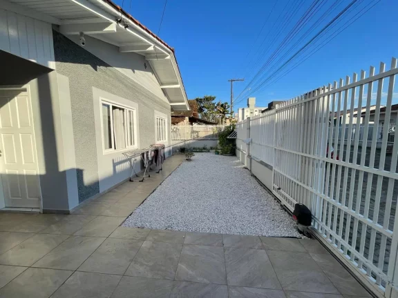Imagem CASA RESIDENCIAL em BARRA VELHA - SC, Icaraí