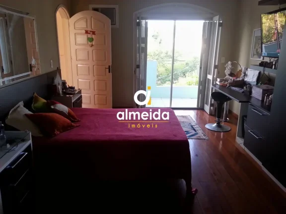 Imagem Casa 4 dormitórios à venda Camobi Santa Maria/RS