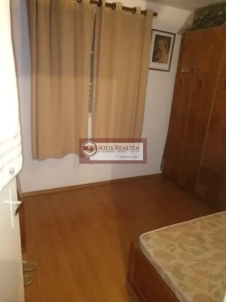 Imagem Vendo oportunidade no residencial Palmares, Vendo Sobrado de 2 Dormitórios, 2 banheiros, Sala, Cozinha, Terraço e 1 vaga de garagem, próximo a Estação Mendes da CPTM, Corredor de ônibus, e todos os pontos de interesse comercial. Valor. R$. 470.000.
