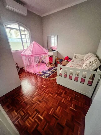 Imagem Casa Sobrado 4 dormitórios ( 4 suítes), 3 vagas, Jd Das Indústrias Sjc.