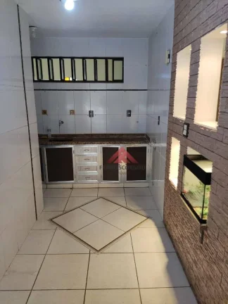 Imagem Apartamento com 2 dormitórios à venda, 76 m² por R$ 250.000,00 - Centro - São Gonçalo/RJ