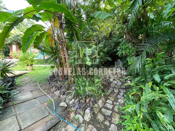 Imagem REFÚGIO DE LAZER E TRANQUILIDADE - 2.000M² DE NATUREZA E CONFORTO! 4QT, 1ST, 2WC EXTERNO, ACEITA TROCA OU VEÍCULOS.