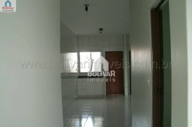 Imagem Apartamento com 3 dormitórios à venda, 120 m² por R$ 390.000,00 - Setor Central - Itumbiara/GO