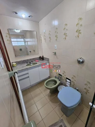Imagem Apartamento com 3 dormitórios à venda, 146 m² por R$ 850.000,00 - Centro - Cabo Frio/RJ
