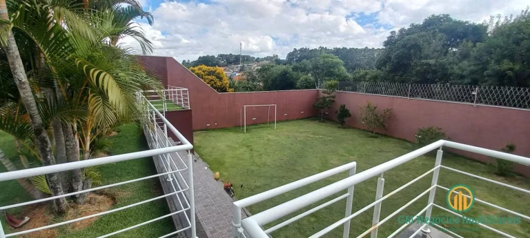 Imagem Maravilhosa moderna clean, com 3 suítes, a master com 2 closets, piscinas,