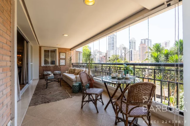 Imagem Perdizes Venda - 3 Suítes - 5 Vagas - 330m²
