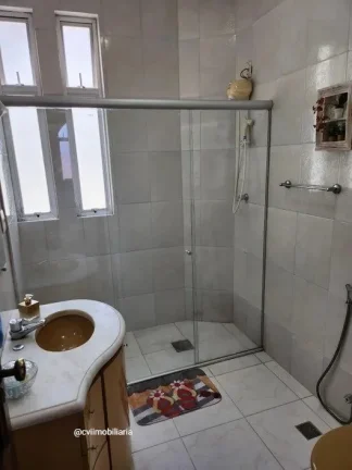 Imagem Venha morar em uma maravilhosa cobertura de 325m², prédio de 3 apartamentos (um por andar), para q...