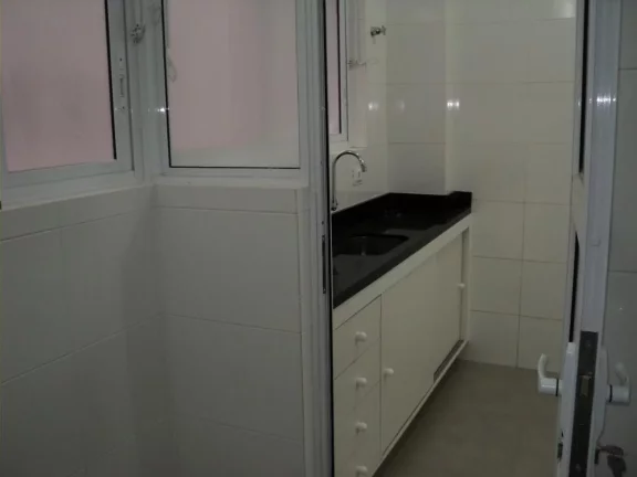 Imagem Apartamento com 1 dormitório na São Luis - República