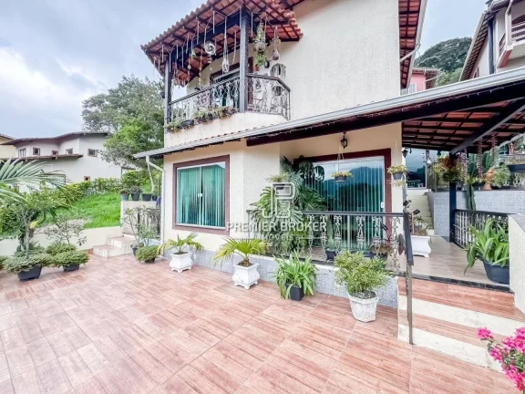Imagem Casa à venda, 178 m² por R$ 760.000,00 - Vargem Grande - Teresópolis/RJ
