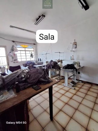Imagem Oportunidade Única: Casa Espaçosa na Cidade de Socorro, SP