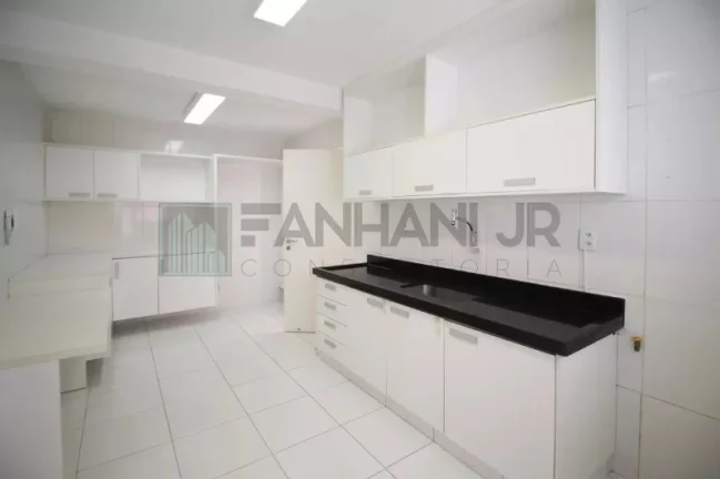 Imagem Apartamento à venda ou locação em São Paulo-SP, no Itaim Bibi: 3 quartos, 1 suíte, 3 salas, 3 banheiros, 2 vagas, 160m².