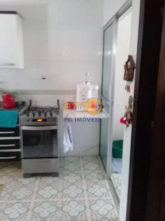 Imagem EXCELENTE CASA EM CONDOMINIO NO BAIRRO ALTO EM CURITIBA