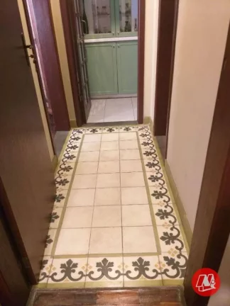 Imagem Na Vicente da Fontoura, sobrado com 4 quartos e pátio.