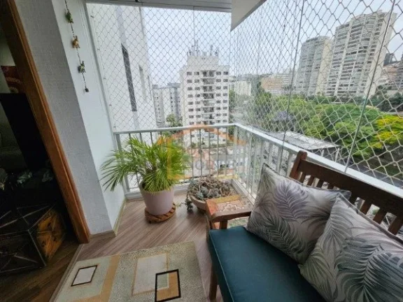 Imagem Apartamento semi-mobiliado, 93m², dispõe de 3 dormitórios, sendo 1 suíte, sala para 2 ambientes ...
