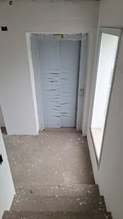 Imagem Prédio Comercial - 800M, 7 Vagas, Eletricidade 600 Amperes e Trifásico.