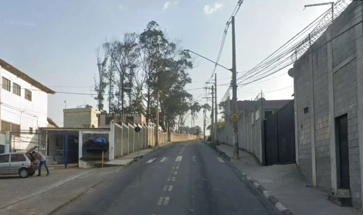 Imagem Área à venda, 18 m² por R$ 14.000.000,00 - Jardim Nossa Senhora do Caminho - Ferraz de Vasconcelos/SP