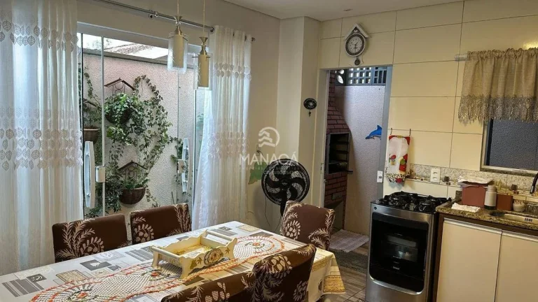 Imagem Duas casas pelo preço de uma – oportunidade incrível para você que quer investir!