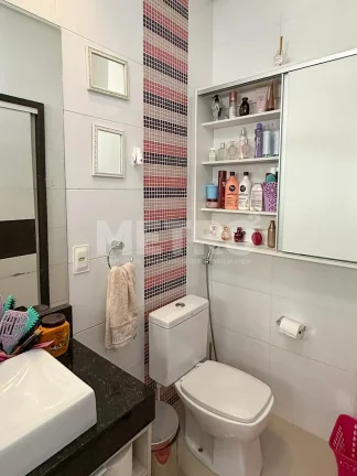 Imagem Casa à venda em condomínio, 3 suítes, Área gourmet ampla, piscina, Petrolina-PE