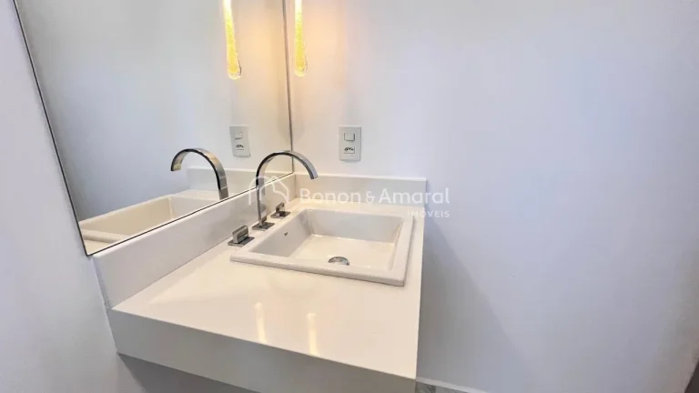 Imagem Moderna e confortável casa à venda no Residencial Mont'Alcino, recém construída. O imóvel possu...