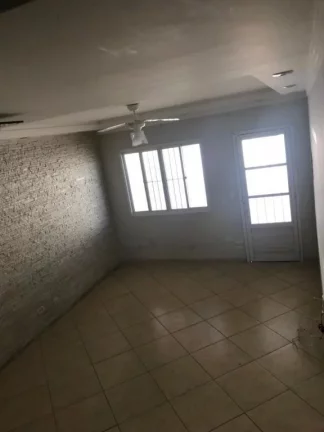 Imagem Sobrado com 2 dormitórios à venda, 89 m² por R$ 380.000,00 - Vila Perracini - Poá/SP