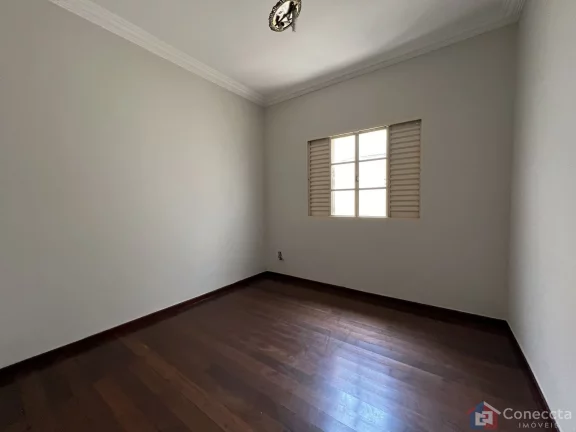 Imagem Casa à Venda no Bairro Guanabara – 4 Quartos, 2 Suítes e Área Gourmet