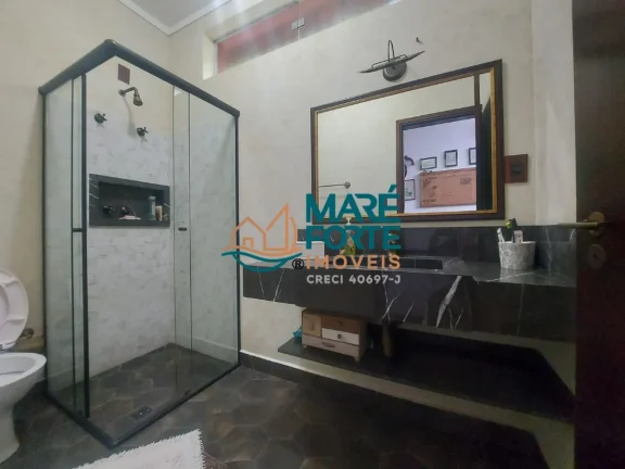 Imagem Linda casa na praia da Enseada com vista mar.