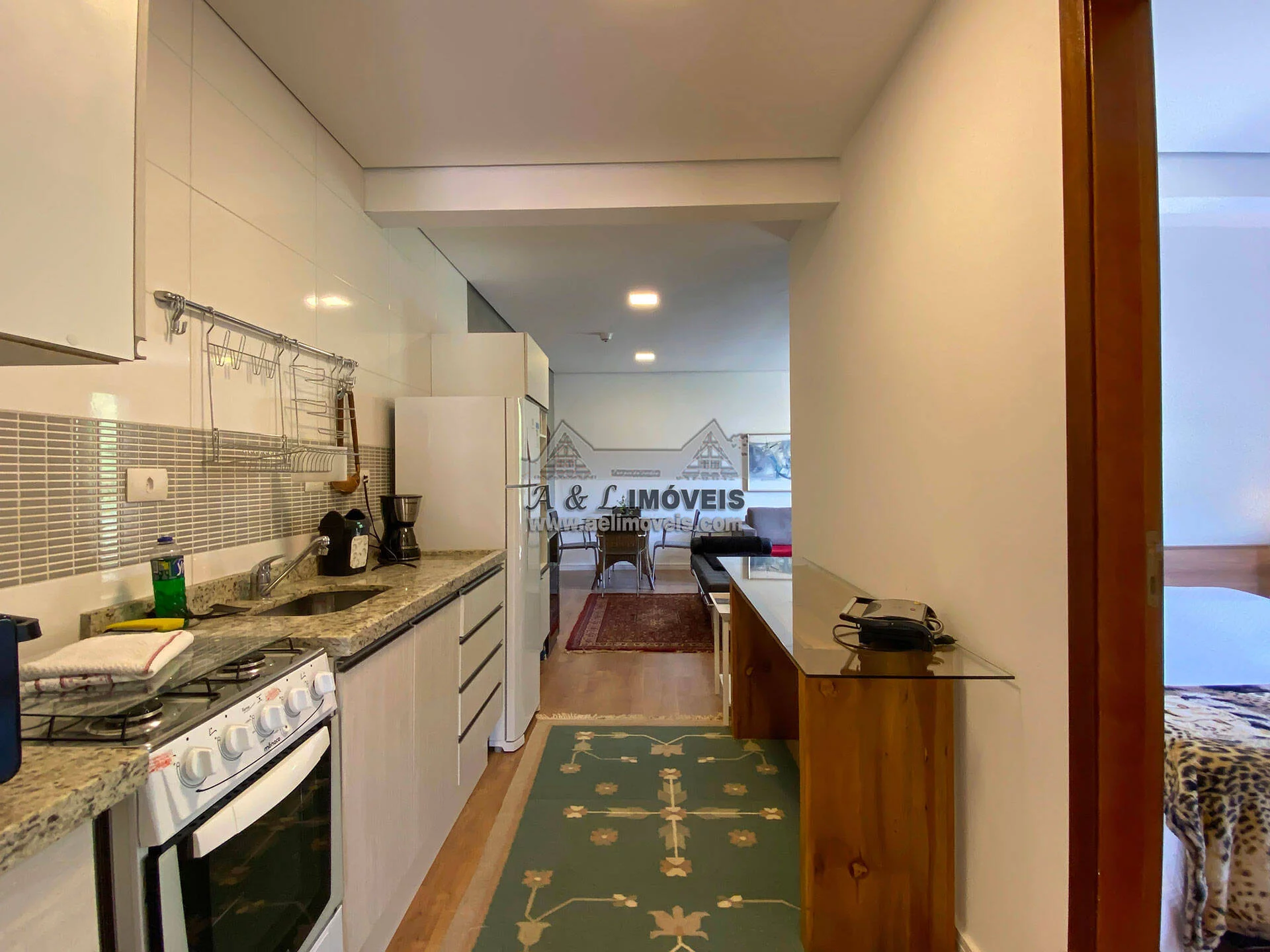 Imagem Apartamento à venda em Campos do Jordão - Com 02 dormitórios