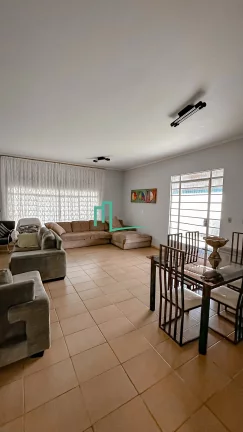Imagem OPORTUNIDADE UNICA! EXCLUSIVO RANCHO Á VENDA DENTRO DA CIDADE, EM RIFAINA/SP