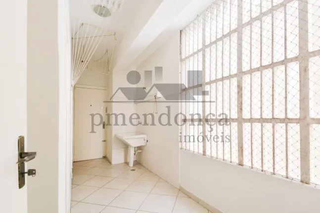 Imagem Ótimo apartamento na Rua Alagoas com 2 quartos e 1 vaga, 126m²