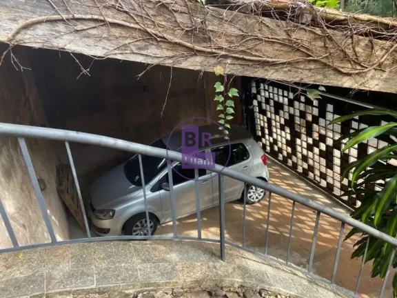 Imagem Linda e Espaçosa Casa situada no Jardim Higienópolis