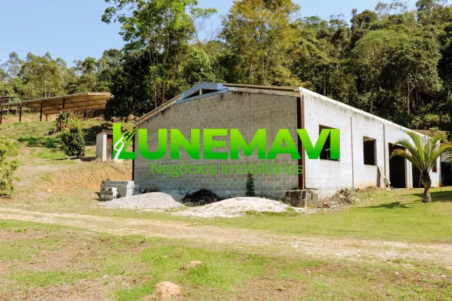 Imagem Sítio para Alugar em Mogi das Cruzes – Espaço Versátil Próximo à Represa