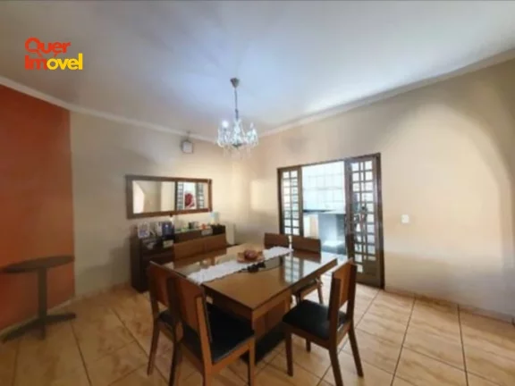 Imagem Imperdível Casa à Venda em Ribeirão Preto-SP, Parque Residencial Cândido Portinari: 3 Quartos, 1 Suíte, 2 Salas, 3 Banheiros, 10 Vagas de Garagem, 200m². Aproveite!