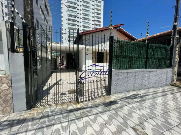 Imagem Casa com 2 dormitórios à venda, 95 m² por R$ 390.000,00 - Caiçara - Praia Grande/SP