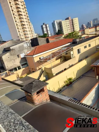 Imagem Excelente oportunidade! Casa em condomínio à venda na Vila Matilde, São Paulo-SP, com 3 quartos, 1 suíte, 2 banheiros, 4 vagas de garagem e 198m².