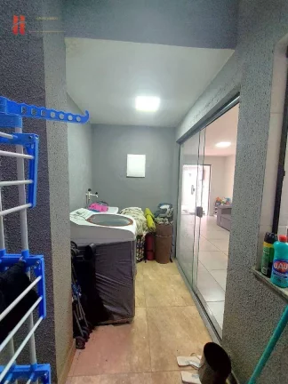 Imagem Casa Tríplex com 3 dormitórios à venda, 101 m² por R$ 450.000 - Jardim Vinte e Cinco de Agosto - Duque de Caxias/RJ