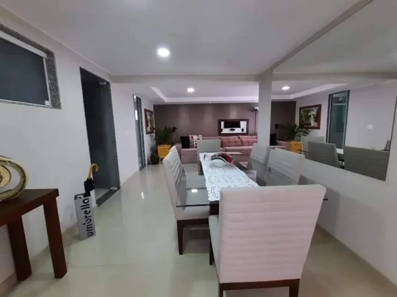 Imagem LINDA CASA A VENDA EM NOVA FRIFURGO.